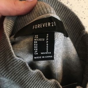 F21 Grey Sweater with Puffy Sleeves